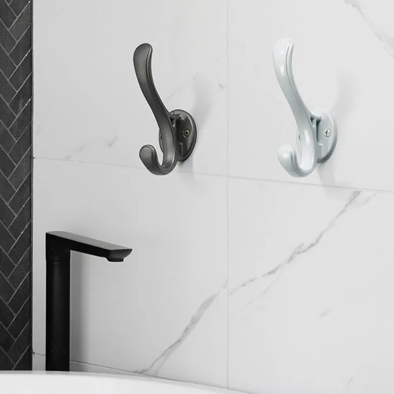 Entrée porte manteau / salle de bain