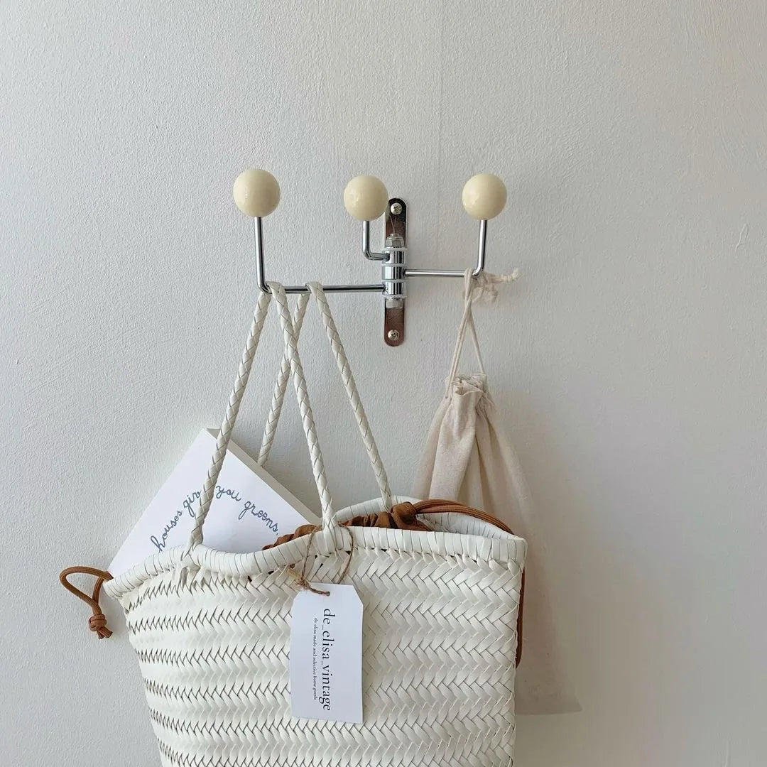 Porte manteau rouge / beige