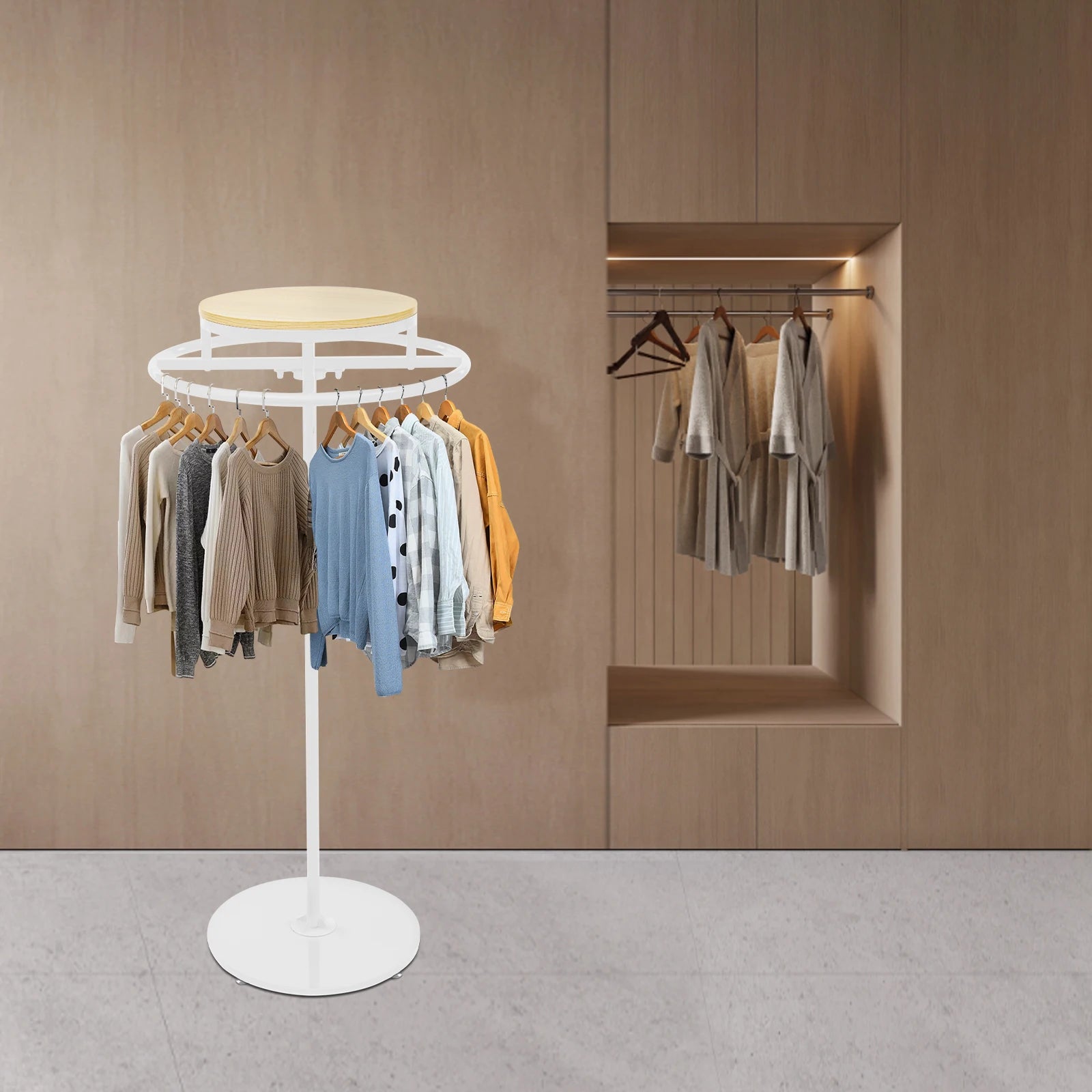 Présentoir vêtement magasin