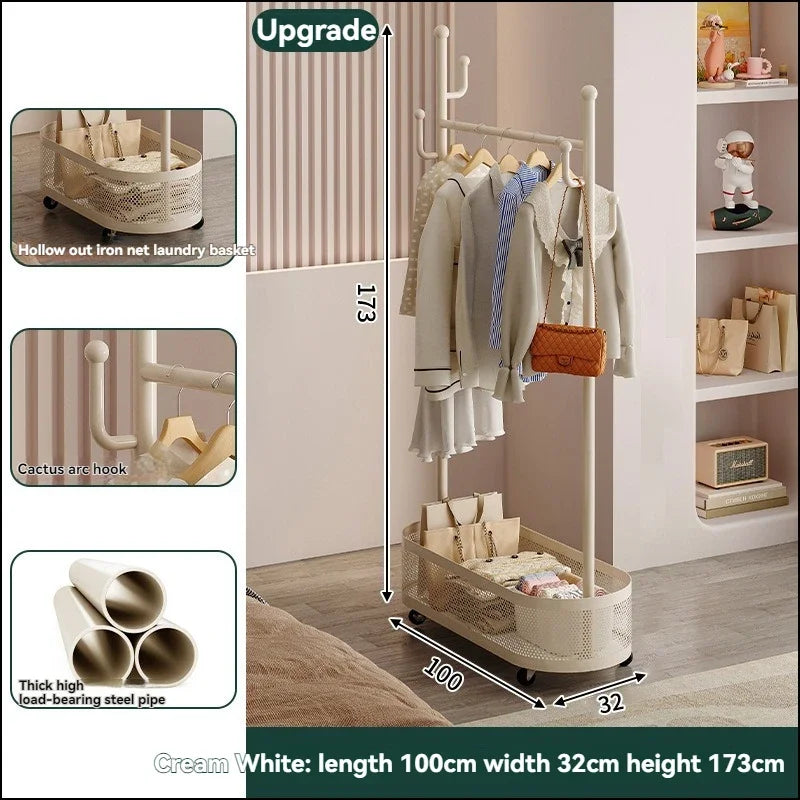 Porte vêtement à roulette