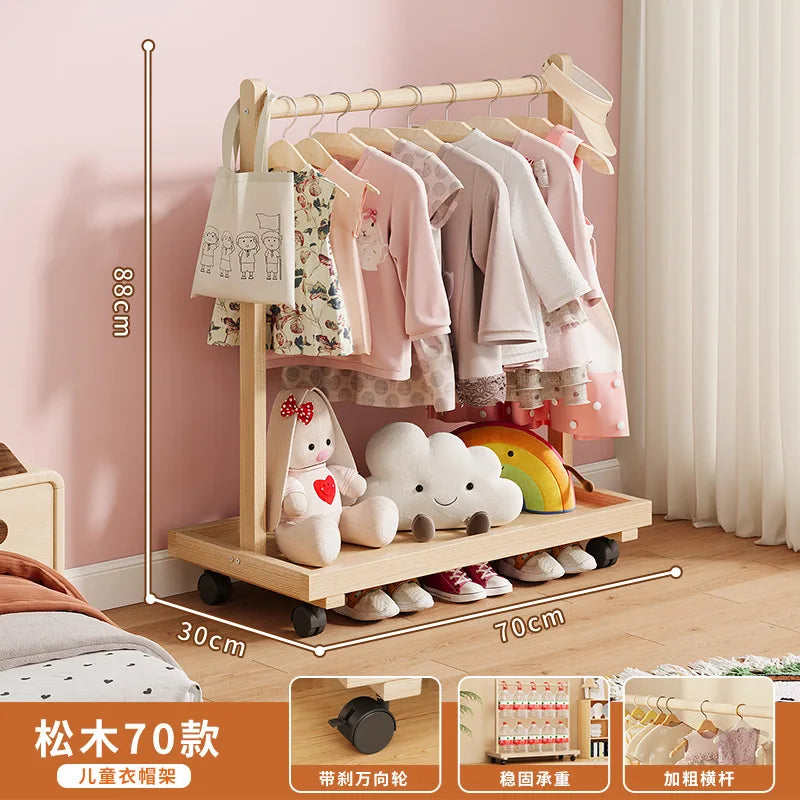 Porte manteau pour chambre bébé