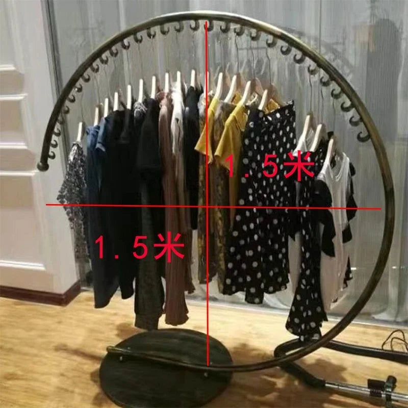 Porte manteau sur pied original